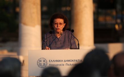 Μενδώνη: Η Αμφίπολη εξελίσσεται σε διεθνή αρχαιολογικό προορισμό - Πότε παραδίδεται ο τύμβος Καστά