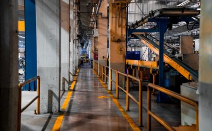 Ευρωζώνη: Υψηλό 4,5 ετών για τη βιομηχανία τον Ιούλιο - "Καμπανάκι" για το φθινόπωρο