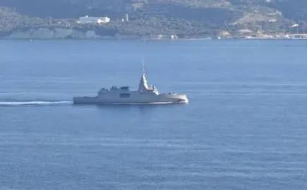 ΕΕΝ: 15ετές πρόγραμμα εγχώριων ναυπηγήσεων για το Πολεμικό Ναυτικό με πλοία - υποβρύχια