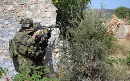 Μάχη σε αστικό περιβάλλον: Η εκπαίδευση της ΛΕΦΕΔ στον αγώνα εντός κατοικημένων τόπων