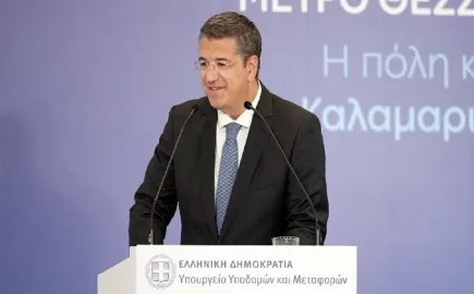 Τζιτζικώστας: «Τεράστιο έργο με ορίζοντα 15ετίας ο κάθετος άξονας που θα συνδέει τη Θεσσαλονίκη με το Βουκουρέστι»