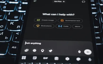 Καταγγελίες OpenAI για «αντιγραφή» μοντέλου από την κινεζική Moonshot AI