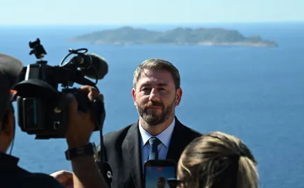 Ανδρουλάκης από Καστελλόριζο: «Αδιαπραγμάτευτα τα κυριαρχικά μας δικαιώματα σε Αιγαίο και Αν. Μεσόγειο»