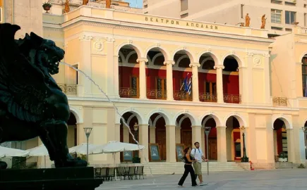 Αποκαθίσταται το ιστορικό θέατρο «Απόλλων» 155 χρόνια μετά την κατασκευή του 