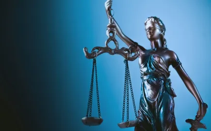 ΟΟΣΑ: Ψήφος εμπιστοσύνης στην ελληνική Δικαιοσύνη - Οι θετικές επιδόσεις και οι καλές πρακτικές