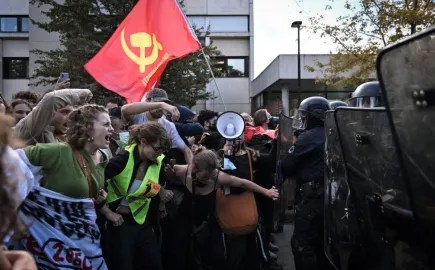 Μαθητικές κινητοποιήσεις στη Γαλλία: Oι αποκλεισμοί εξαπλώνονται σε πανεπιστήμια