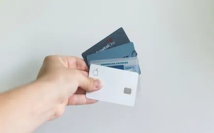 Τράπεζα της Ελλάδος: Στα 60 δισ. ευρώ οι συναλλαγές με κάρτες το πρώτο εξάμηνο του 2026 