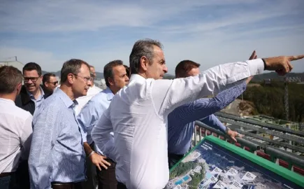 Μητσοτάκης από μεταλλεία Σκουριών: «Η Ελλάδα είναι ανοιχτή για επενδύσεις»