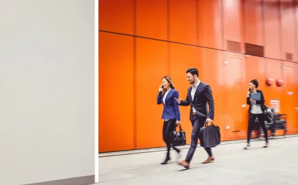 PwC: Η ΤΝ δημιουργεί εργαζομένους δύο ταχυτήτων – Ποιοι μένουν πίσω