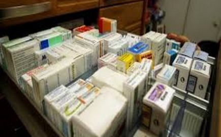 ΠΦΣ: Εκτελούνται 1.200 συνταγές για φάρμακα υψηλού κόστους κάθε εβδομάδα στα ιδιωτικά φαρμακεία