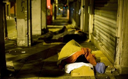 ΕΟΠΑΕ: Υποστήριξη αστέγων πολιτών, λόγω δυσμενών καιρικών συνθηκών 