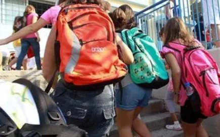 ΔΟΕ: Πάνω από 8.500 κενά στα δημοτικά και τα νηπιαγωγεία 