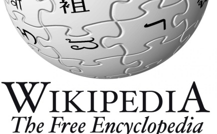 Πώς η Wikipedia αποκρούει επιθέσεις από Τραμπ, AI και αυταρχικά καθεστώτα
