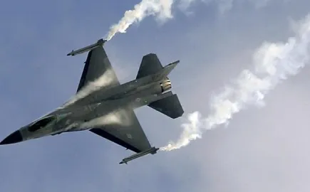 Συνετρίβη τουρκικό F-16 σε εκπαιδευτική πτήση 