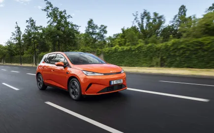 Τα πάντα όλα για το Super Hybrid BYD DOLPHIN G DM-i – Εκδόσεις και τιμές