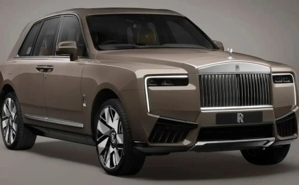 Η Rolls-Royce ετοιμάζεται να λανσάρει το πιο πολυτελές ηλεκτρικό SUV στον κόσμο