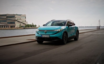 Το όραμα και ο σχεδιασμός πίσω από το νέο Nissan LEAF [video]