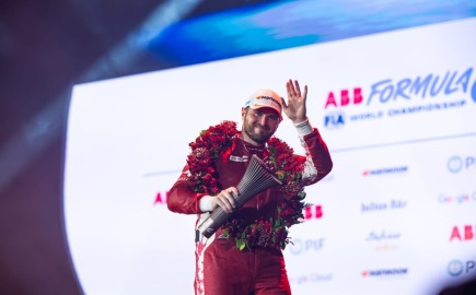 Η Nissan Formula E Team ανεβαίνει στο βάθρο για τρίτη φορά