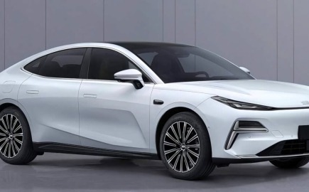 Geely Galaxy Starshine 8: Έρχεται η νέα ηλεκτρική έκδοση με 340 PS!