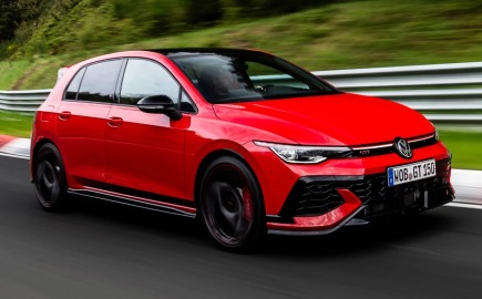 Το πιο «καυτό» Golf όλων των εποχών: Το νέο GTI Edition 50 έρχεται με 324 PS!