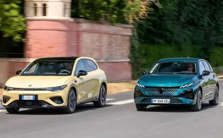 Leapmotor B05 vs Peugeot E-308: Κίνα εναντίον Ευρώπης