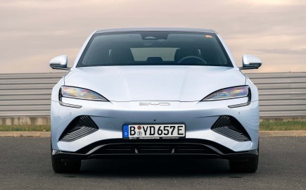 Πώς το BYD Seal κάνει την Ευρώπη να δει αλλιώς τα κινεζικά ηλεκτρικά αυτοκίνητα