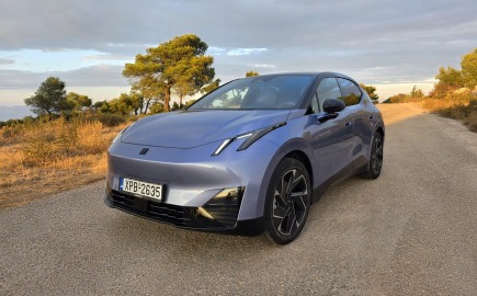 Δοκιμή: Lynk & Co 02 – Η σιωπηλή δύναμη της νέας εποχής