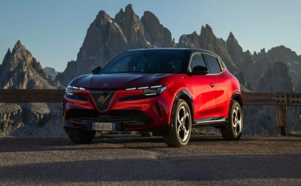 Alfa Romeo Junior Sport Speciale: Η απόλυτη σπορ πολυτέλεια με Ιταλικό στυλ