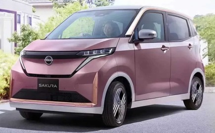 Το φθηνότερο ηλεκτρικό της Nissan, έγινε ακόμη πιο ελκυστικό