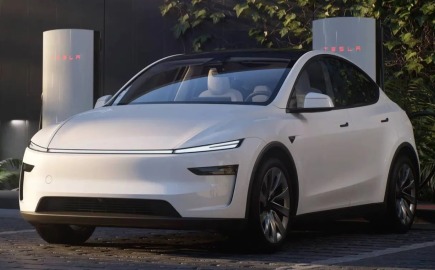 Το Tesla Model Y ανακηρύχθηκε το χειρότερο αυτοκίνητο σε αξιοπιστία από το TÜV
