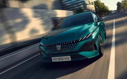 Πάτησε Ελλάδα το αναβαθμισμένο Peugeot 308 – Τιμές