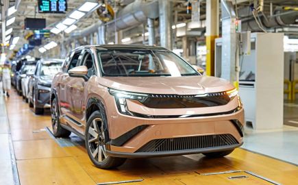 Skoda Peaq: Ξεκίνησε η παραγωγή του νέου 7θέσιου ηλεκτρικού SUV
