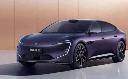 Αυτό το ηλεκτρικό «τέρας» σοκάρει την Ευρώπη: 1.260 Km αυτονομία, 955 PS και τιμή-πρόκληση