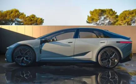 Ηλεκτρική Corolla: Η Toyota παίρνει ένα ρίσκο που μπορεί να της γυρίσει μπούμερανγκ