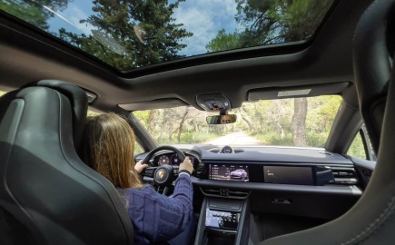 Από την θέση του οδηγού: Τα καλύτερα αυτοκίνητα που οδηγήσαμε το 2025