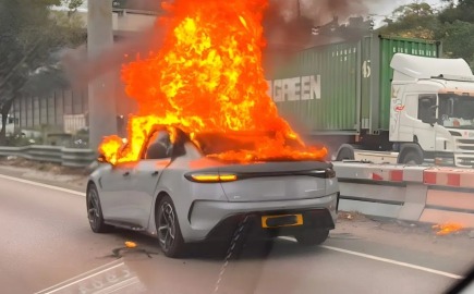 BYD Seal: Πώς ένα power bank (!) προκάλεσε πυρκαγιά στο ηλεκτρικό sedan