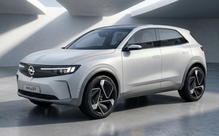 Η Opel φέρνει τον αντίπαλο του Skoda Elroq, με κινεζική τεχνολογία και ευρωπαϊκή παραγωγή