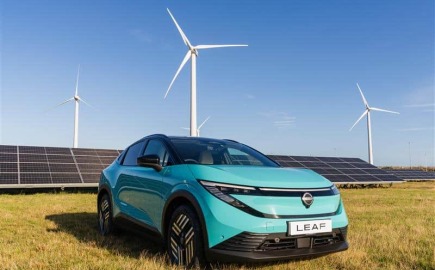 Η νέα γενιά του Nissan LEAF ζωντανεύει το όραμα EV36Zero στο εργοστάσιο του Sunderland