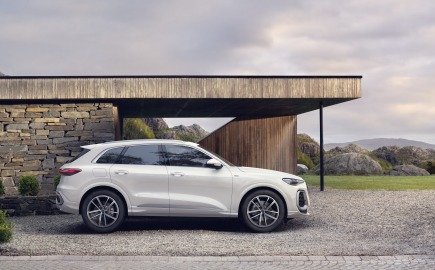 Νέο Audi Q5 e-hybrid: Ένα SUV με 100 χλμ. καθαρής ηλεκτρικής αυτονομίας – Τιμές