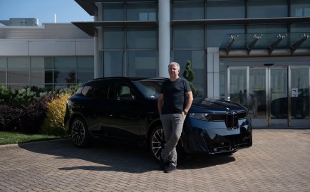 Γιατί η νέα BMW iX5 πείθει τους λάτρεις των θερμικών