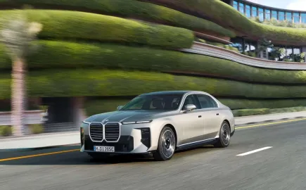 Νέα BMW i7: Όταν η πολυτέλεια συναντά την ηλεκτροκίνηση των 544 PS