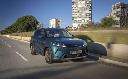 Έρχεται στην Ευρώπη το Super Hybrid BYD ATTO 2 DM-i