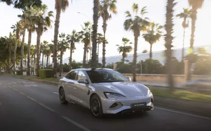 Το ανανεωμένο BYD SEAL ήρθε στην Ελλάδα – Δείτε πόσο κάνει