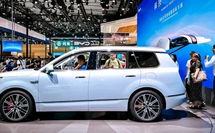 Best seller με το καλημέρα το BYD Sealion 08 – 12.000 παραγγελίες σε 24 ώρες
