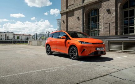 BYD: Στόχος να ξεπεράσει την Toyota σε πωλήσεις μέσα σε 5 χρόνια