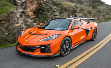 Corvette ZR1X – Hybrid: Ο εφιάλτης των Ferrari και Lamborghini