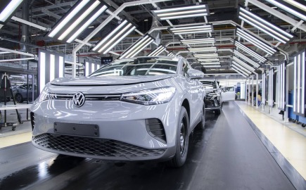 Volkswagen: Από τα ηλεκτρικά στο Iron Dome