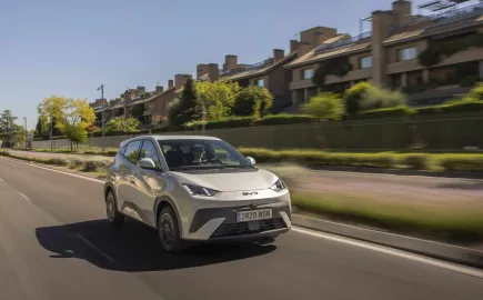 BYD Dolphin Surf: Αναβαθμισμένο, διασκεδαστικό και τεχνολογικά προηγμένο – Τιμές και εκδόσεις