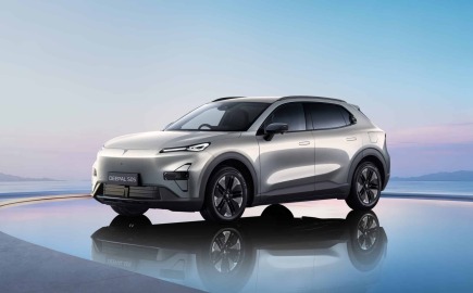 Νέο DEEPAL S05 PHEV – Δείτε εκδόσεις και τιμές