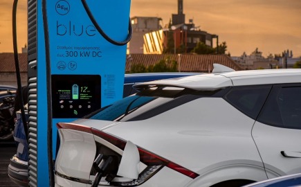 ΔΕΗ blue: Νέα RFID κάρτα για πιο εύκολη εμπειρία φόρτισης